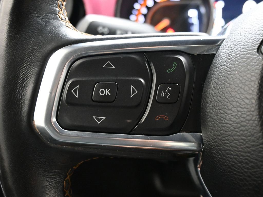Used 2021 Jeep Wrangler Unlimited Sahara image 22