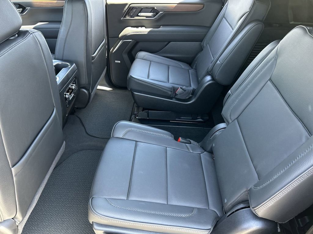 Used 2026 GMC Yukon XL Denali w/ Sun & Power Step Package image 26