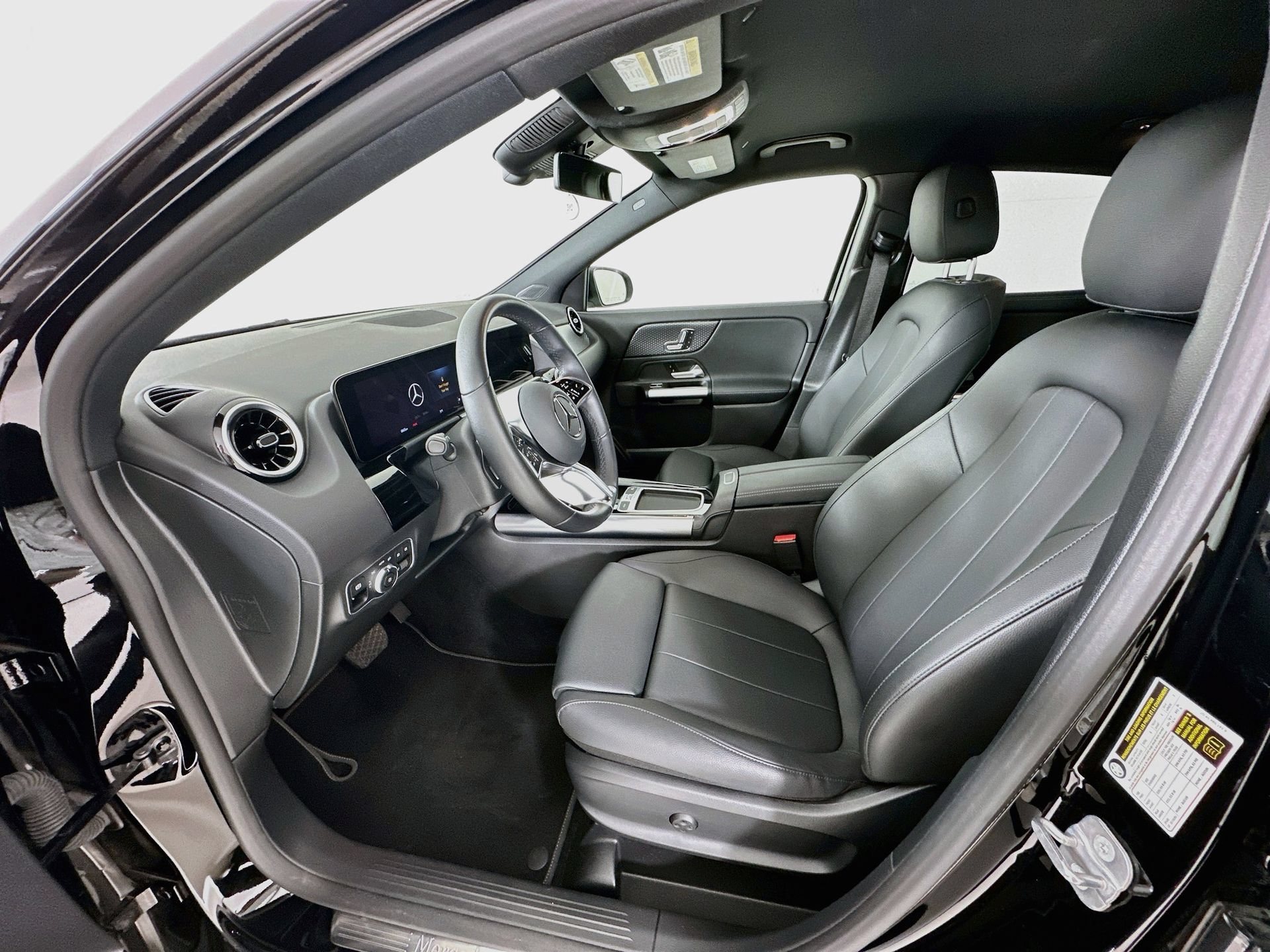 Certified 2025 Mercedes-Benz GLA 250 image 20