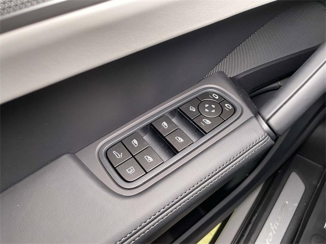 New 2026 Porsche Cayenne S image 37