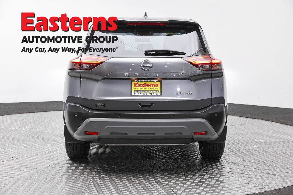 Used 2023 Nissan Rogue SV AWD/4WD image 6
