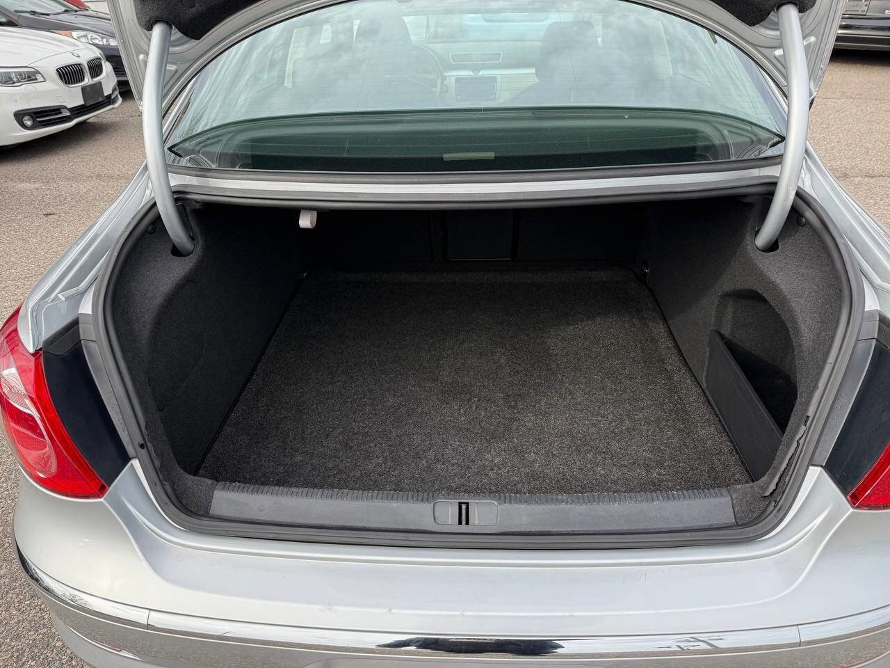 Used 2012 Volkswagen CC Sport image 22