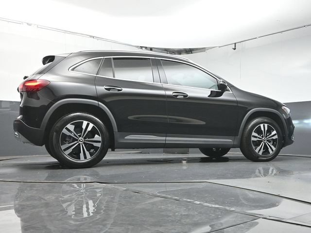 Certified 2025 Mercedes-Benz GLA 250 image 40