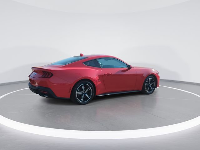 Used 2024 Ford Mustang Premium image 8