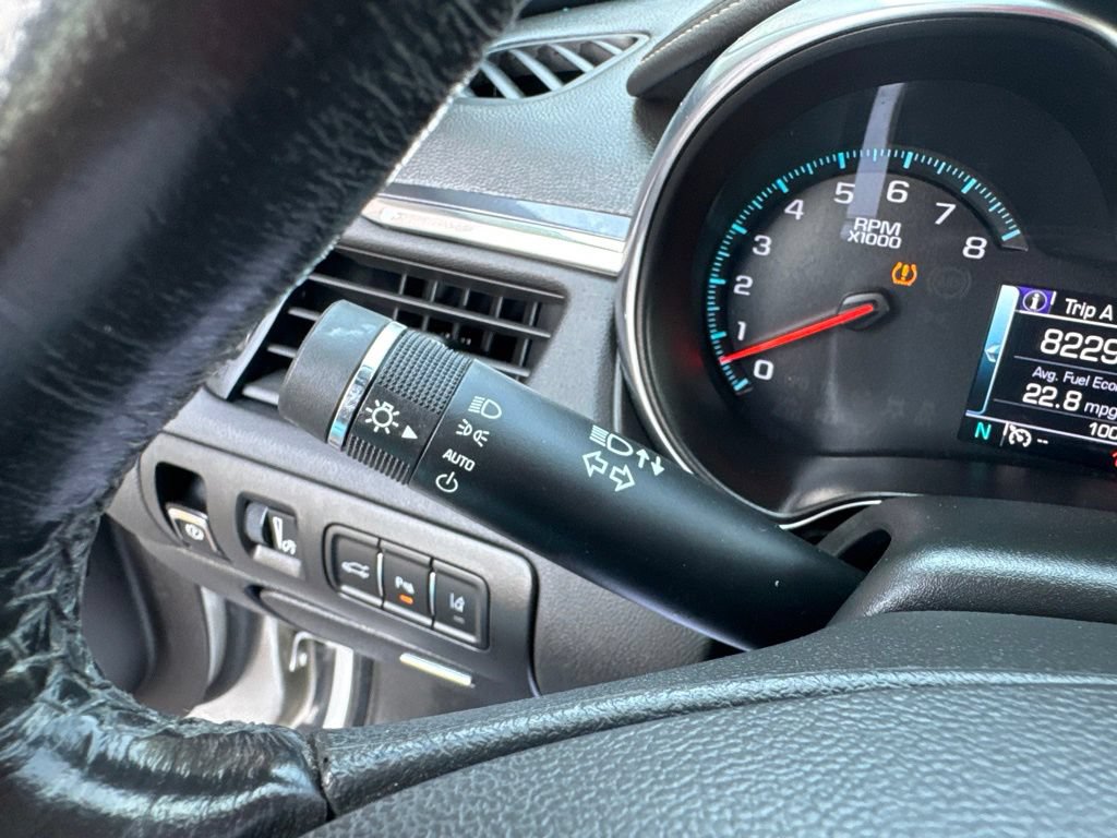 Used 2017 Chevrolet Impala Premier FWD image 19