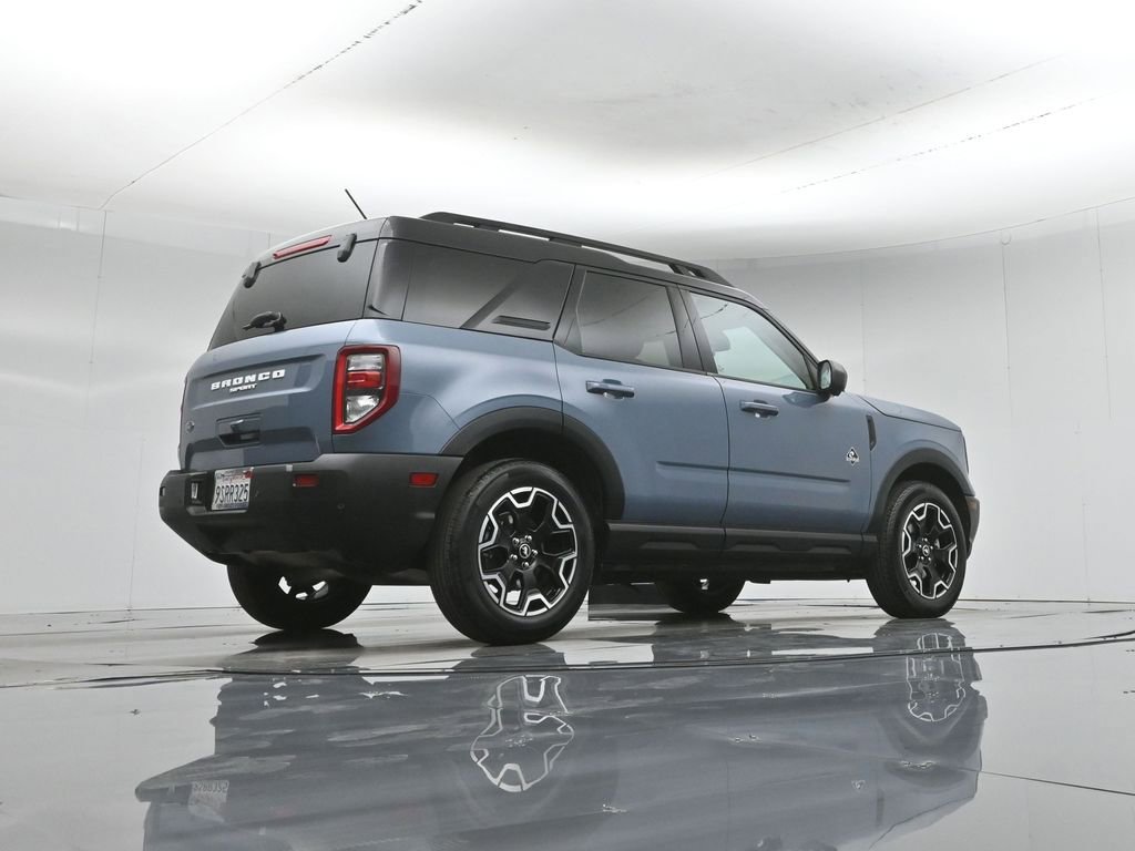 Certified 2025 Ford Bronco Sport Outer Banks w/ Outer Banks Tech Package+ image 47