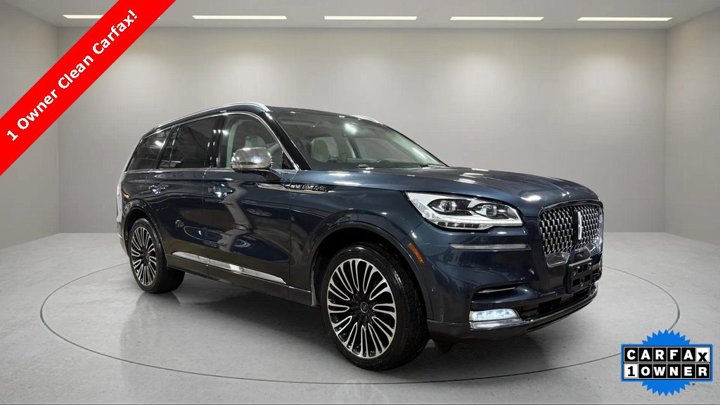 Used 2022 Lincoln Aviator Black Label w/ Class IV Trailer Tow Package image 1