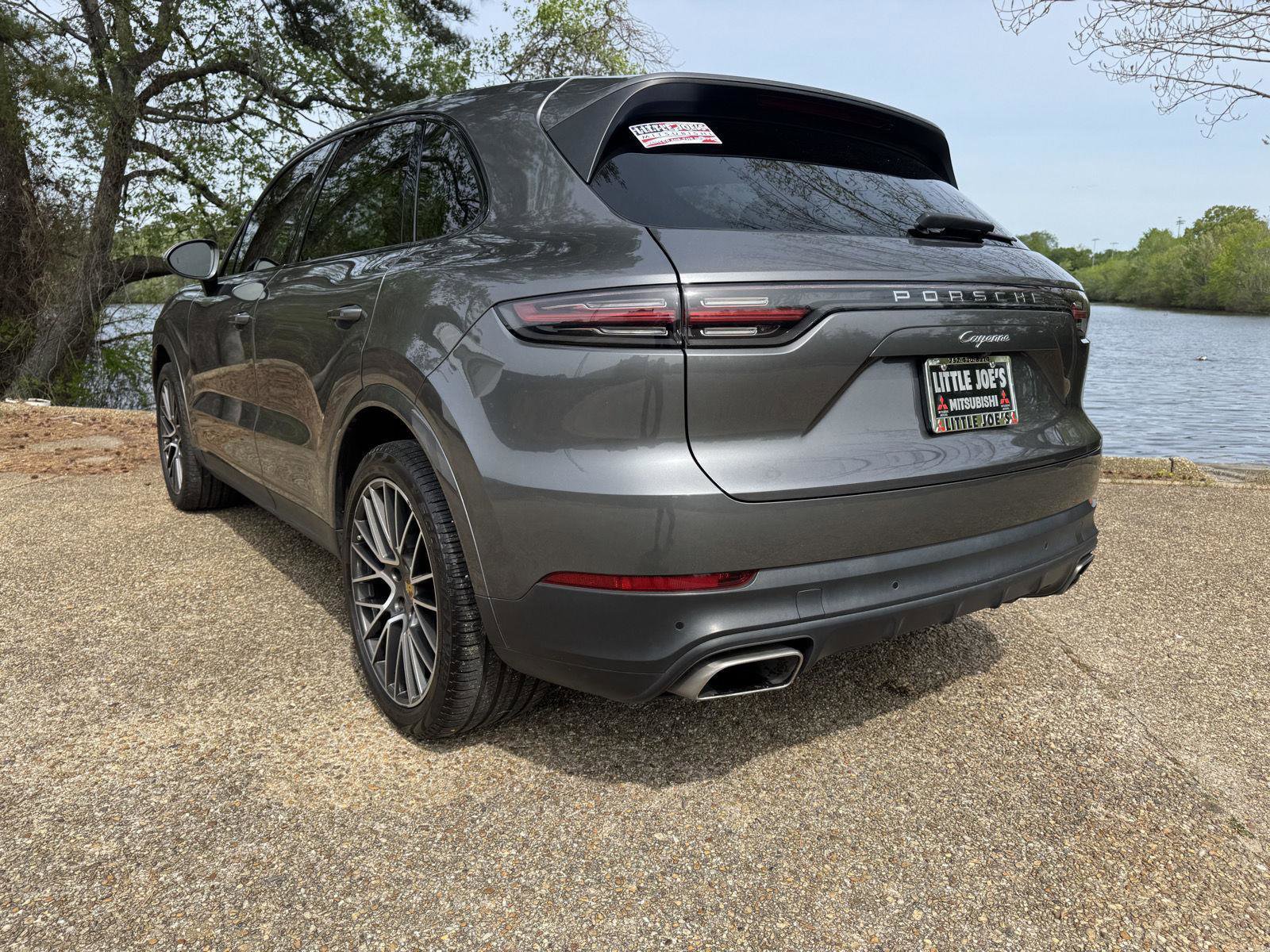 Used 2019 Porsche Cayenne image 8