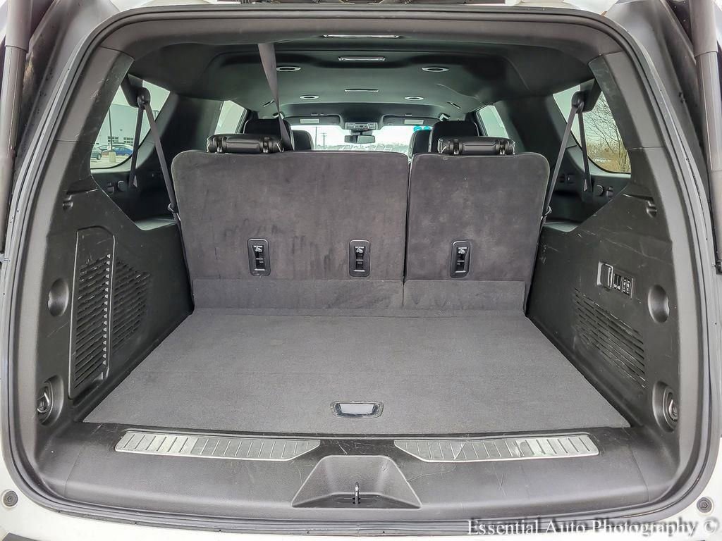 Used 2023 Chevrolet Suburban Premier image 26