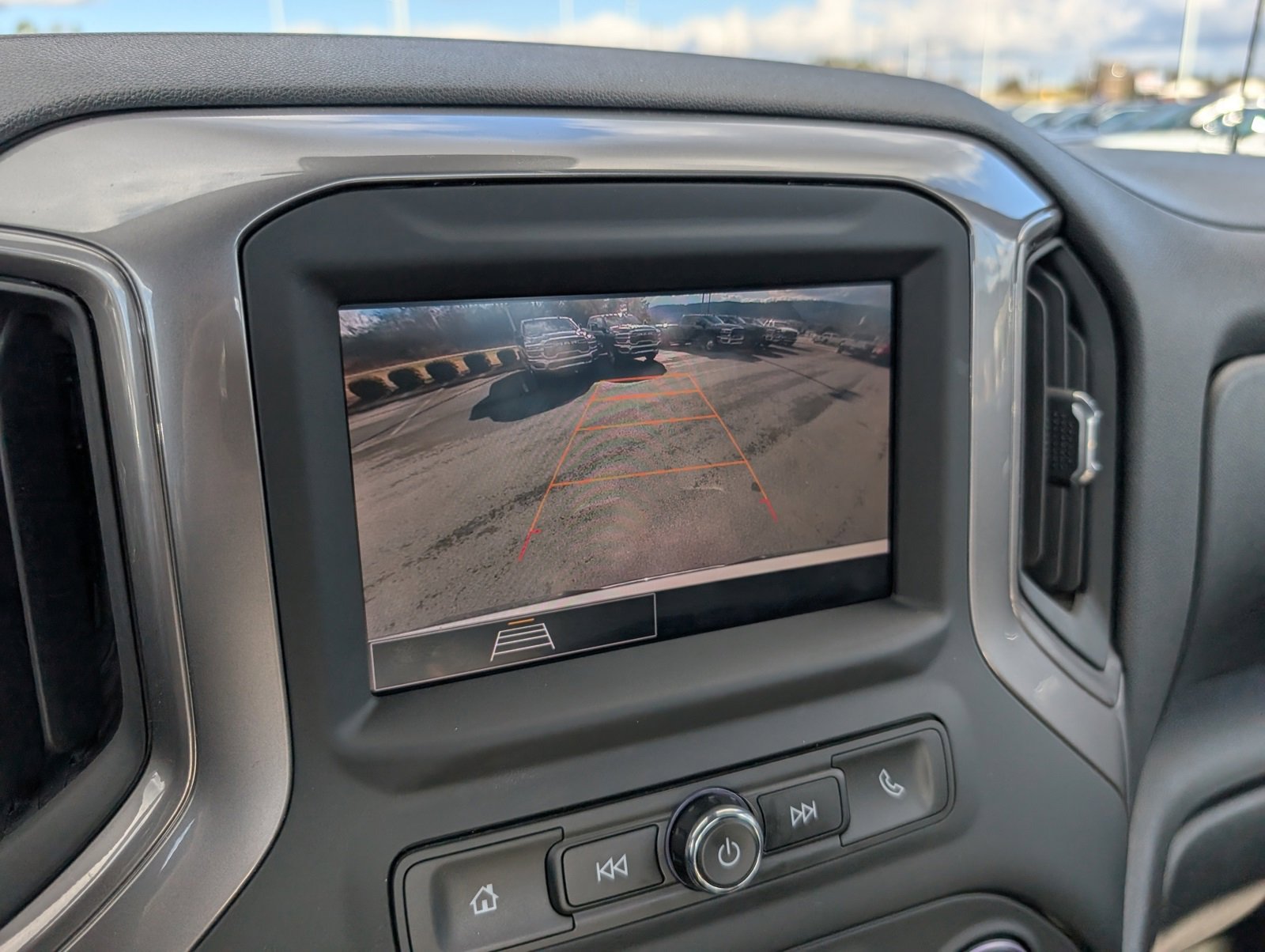 Used 2022 Chevrolet Silverado 1500 W/T image 12