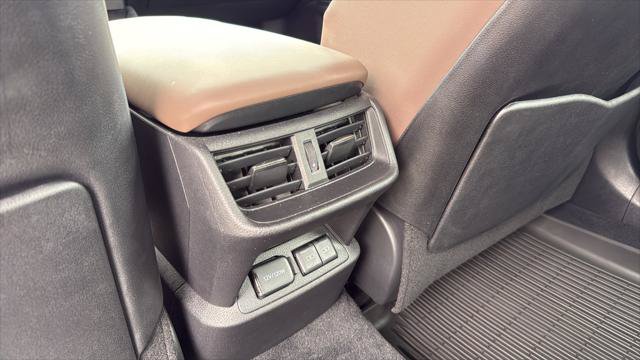 Certified 2023 Lexus ES 350 w/ Premium Package FWD image 17