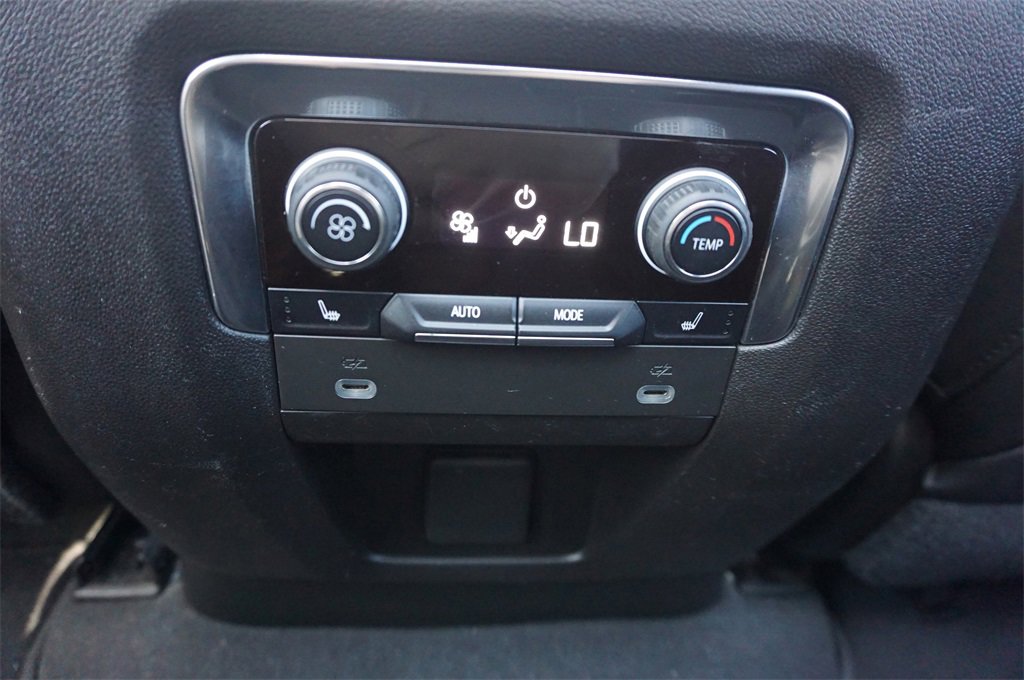 Used 2021 Chevrolet Tahoe RST w/ Luxury Package image 15