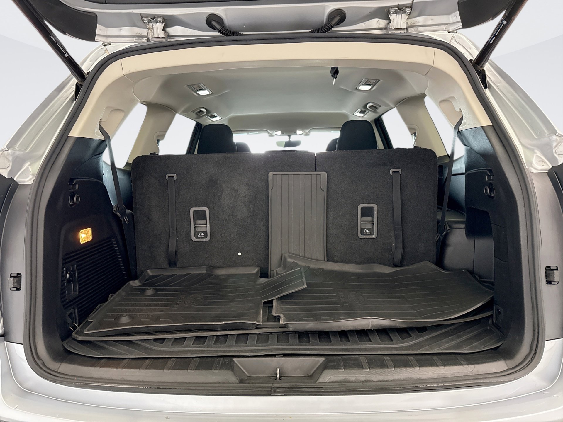 Used 2020 Subaru Ascent Premium w/ Convenience Package image 19