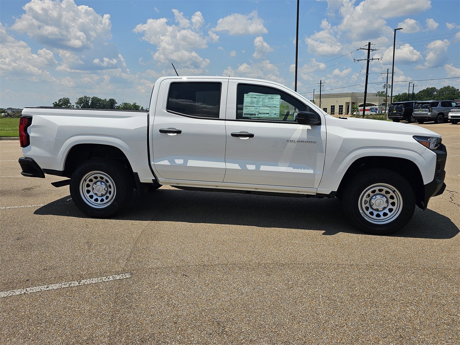 New 2025 Chevrolet Colorado W/T image 3
