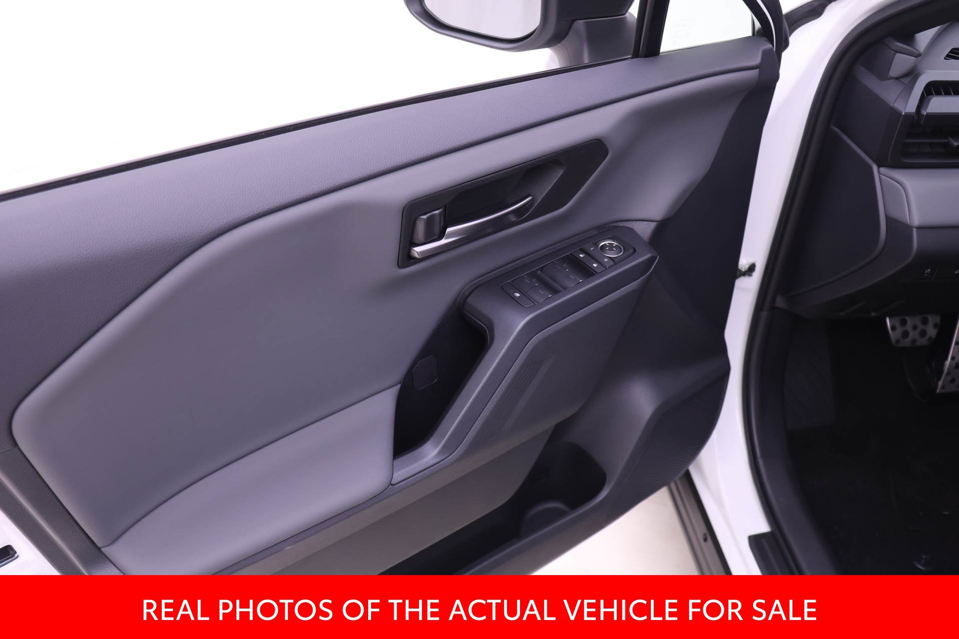 New 2026 Toyota RAV4 AWD Plug-in Hybrid image 9