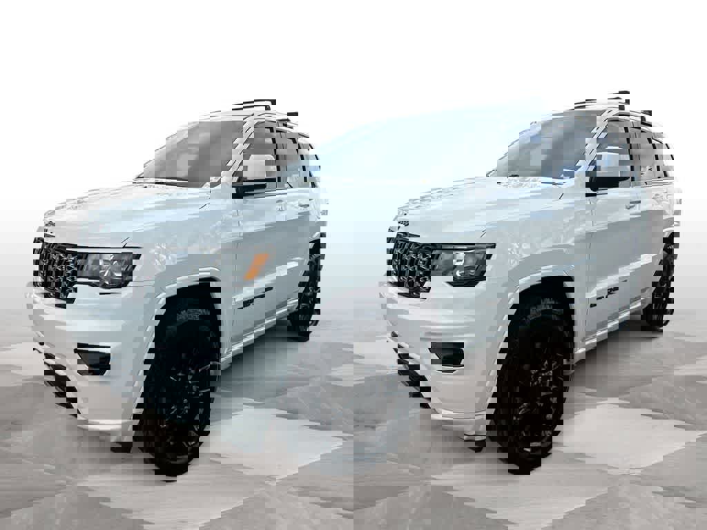 Used 2021 Jeep Grand Cherokee Laredo X AWD/4WD image 4