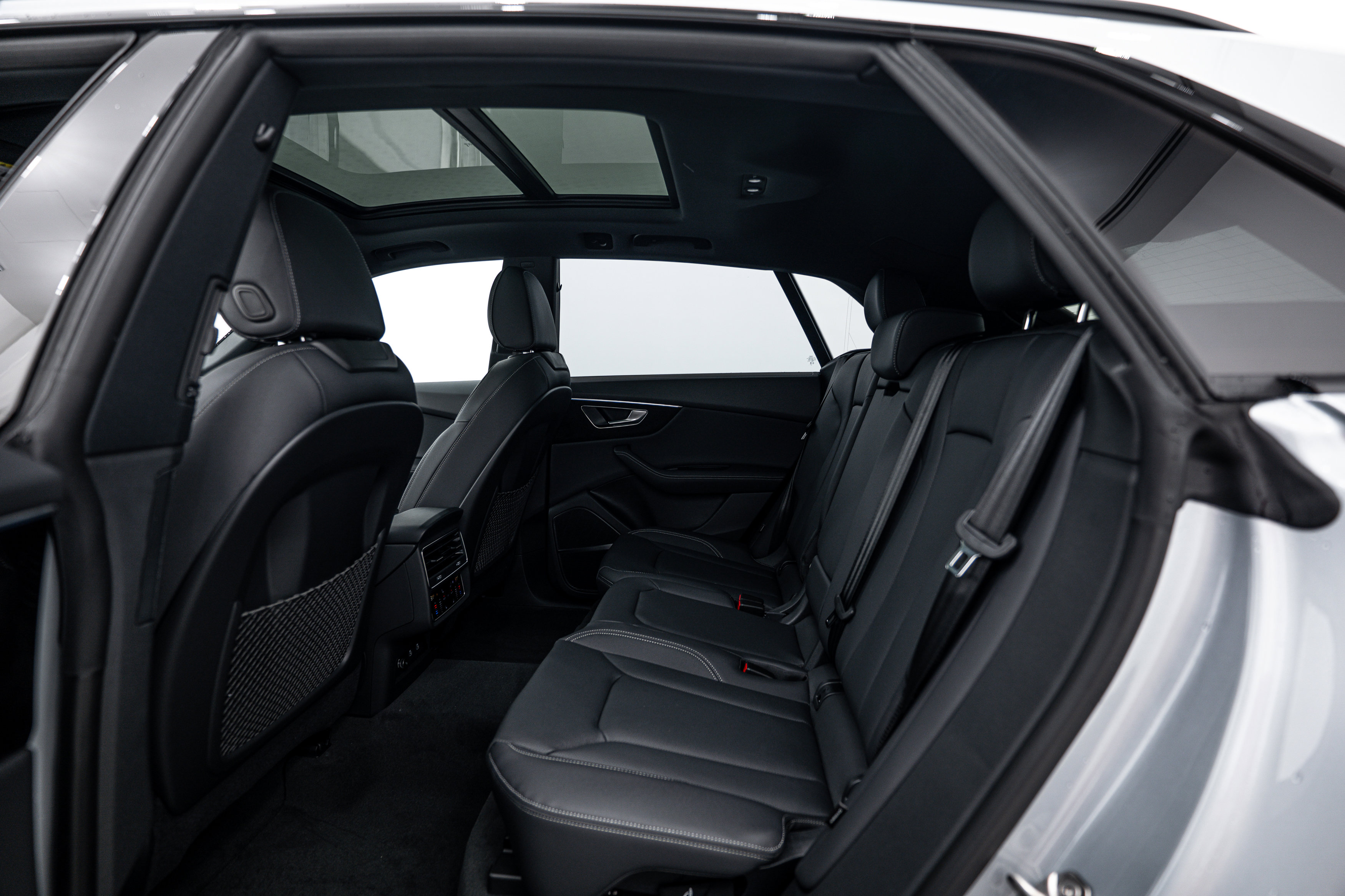 New 2026 Audi Q8 Premium Plus AWD/4WD image 17