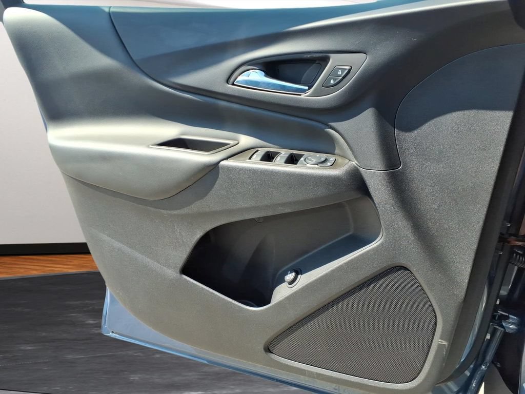 Certified 2024 Chevrolet Equinox LT w/ LPO, Floor Liner Package FWD image 17
