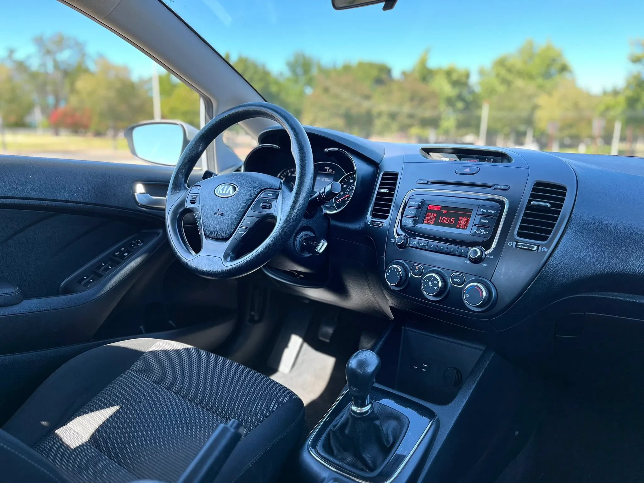 Used 2018 Kia Forte LX FWD image 18