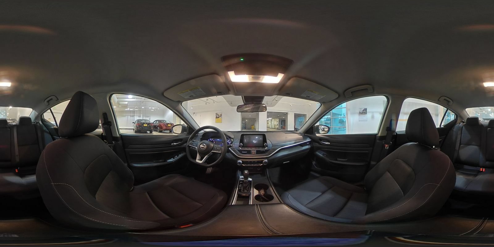 Used 2025 Nissan Altima 2.5 SV FWD image 40
