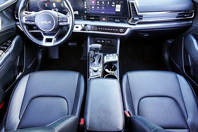 Used 2024 Kia Sportage EX image 20
