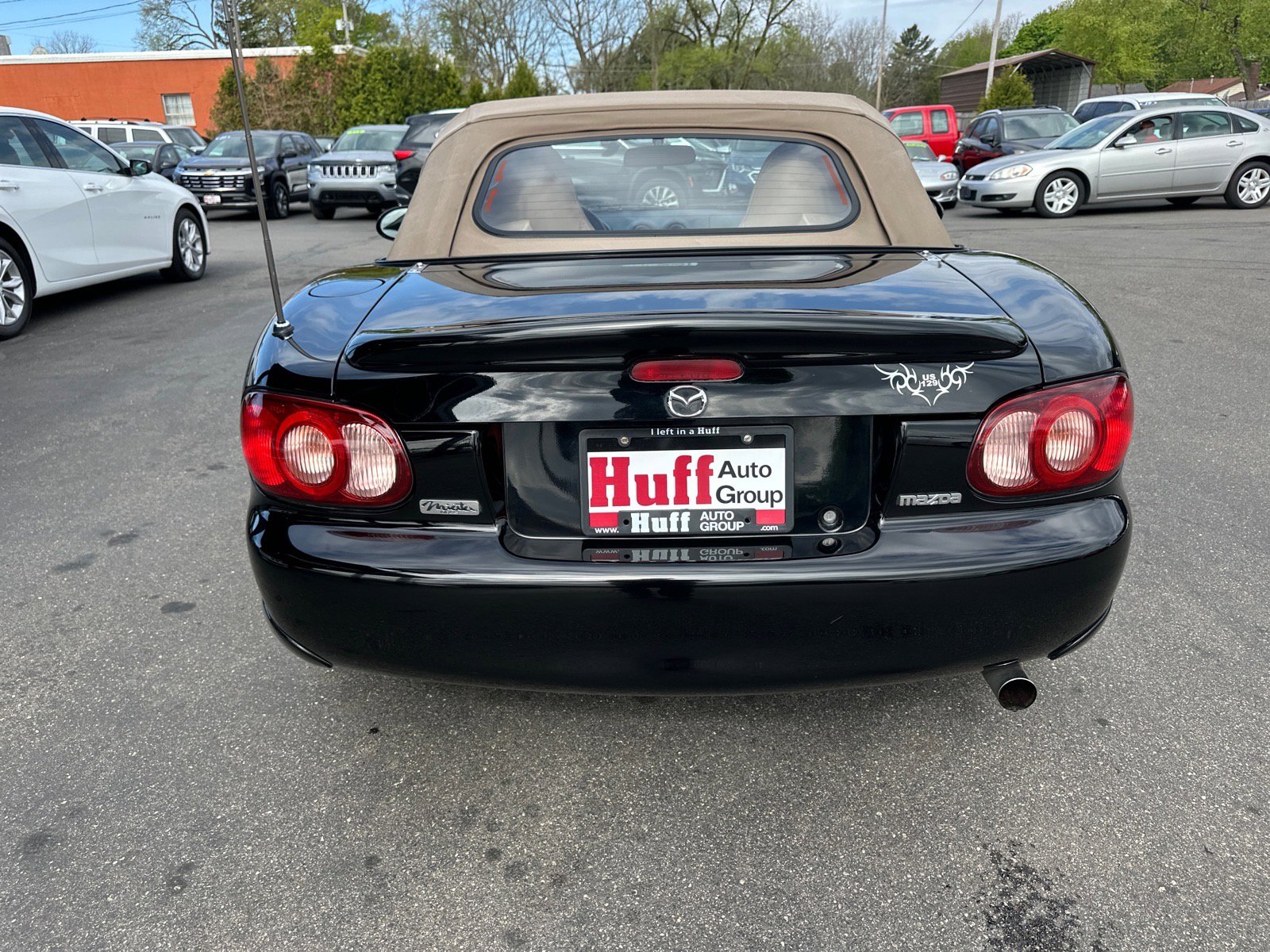 Used 2004 MAZDA MX-5 Miata LS RWD image 3