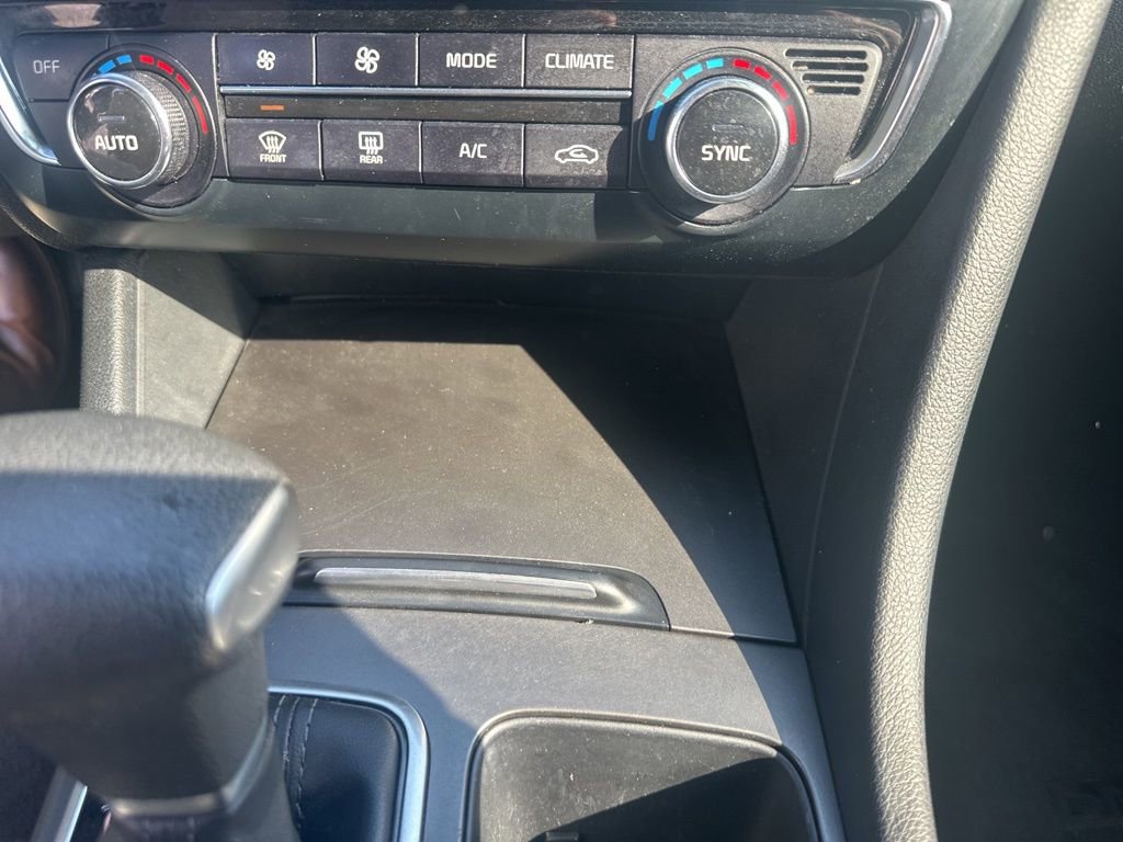 Used 2019 Kia Optima S w/ S Panoramic Sunroof Package image 17