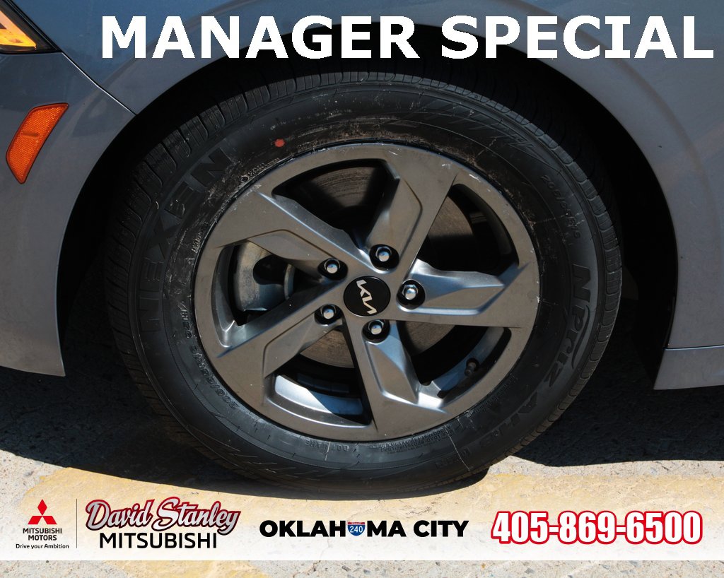 Used 2022 Kia K5 LXS image 2