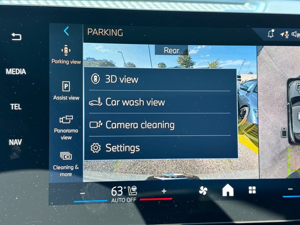 New 2026 BMW X2 xDrive28i AWD/4WD image 21