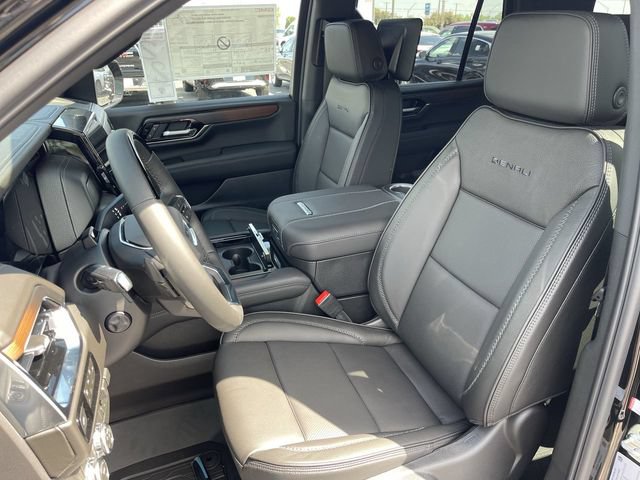 New 2026 GMC Yukon Denali w/ Advanced Technology Package AWD/4WD image 11