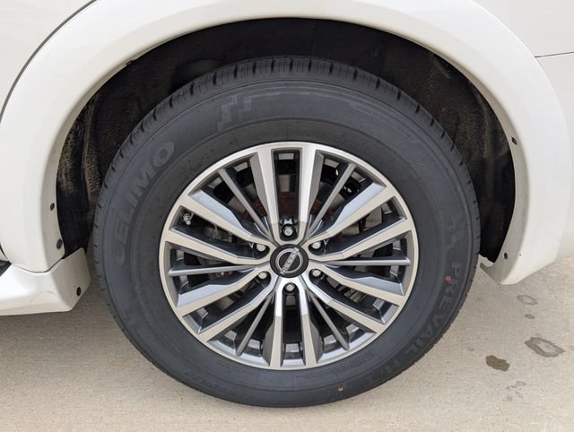 Used 2021 Nissan Armada SV w/ SV Appearance Package RWD image 9