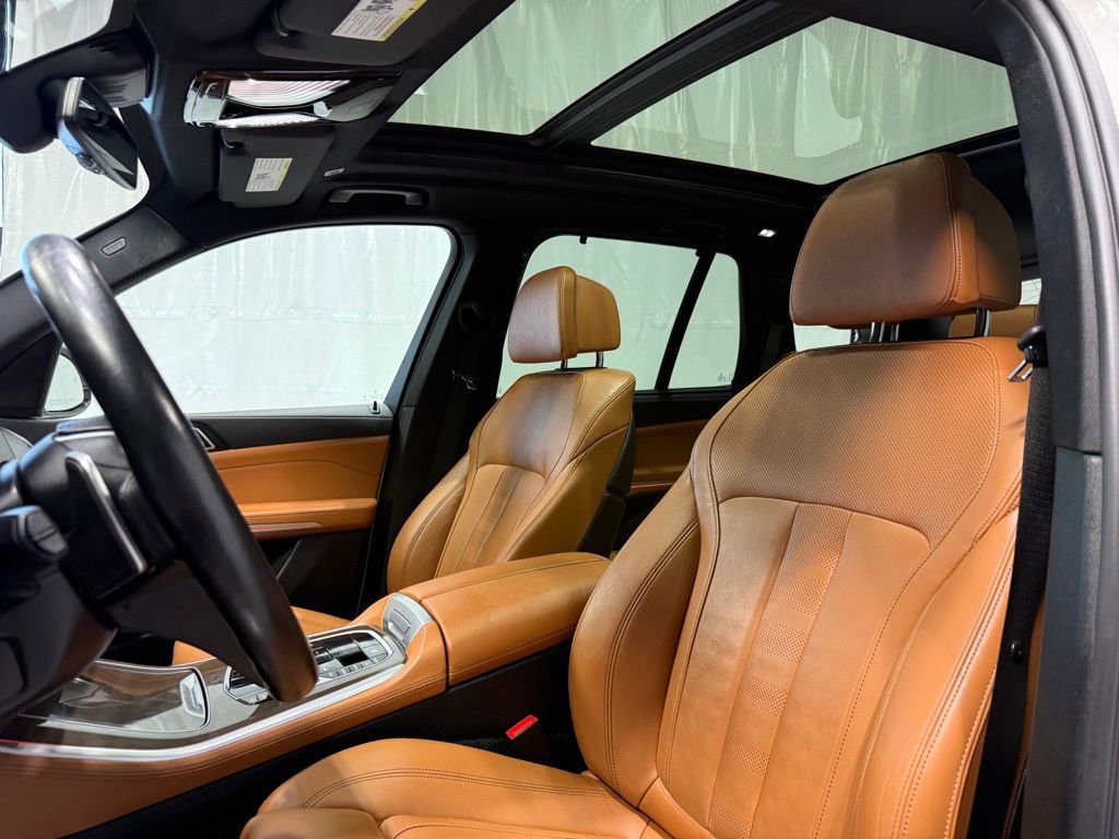 Certified 2022 BMW X5 xDrive40i w/ Executive Package image 16