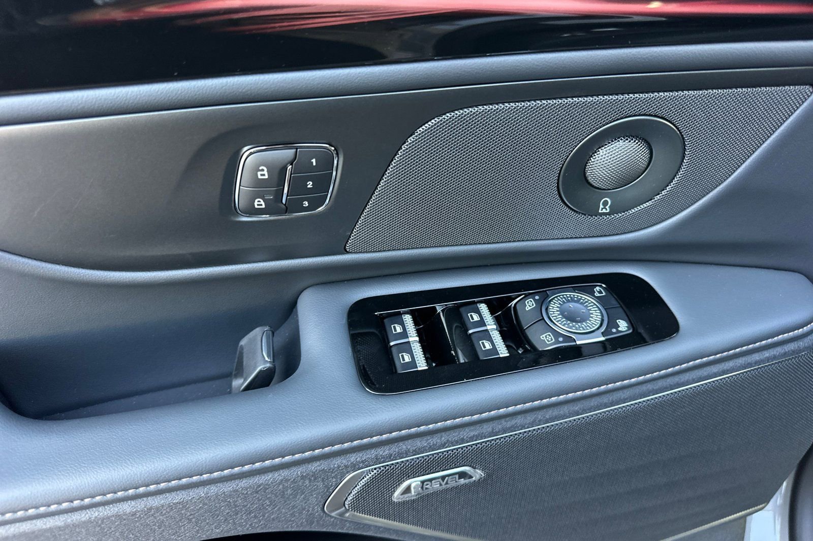 New 2026 Lincoln Nautilus Premier w/ Equipment Group 102A image 10