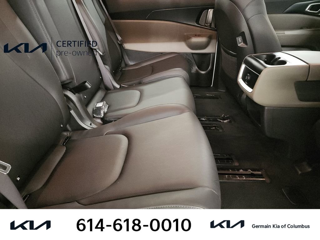 Certified 2025 Kia Carnival image 20