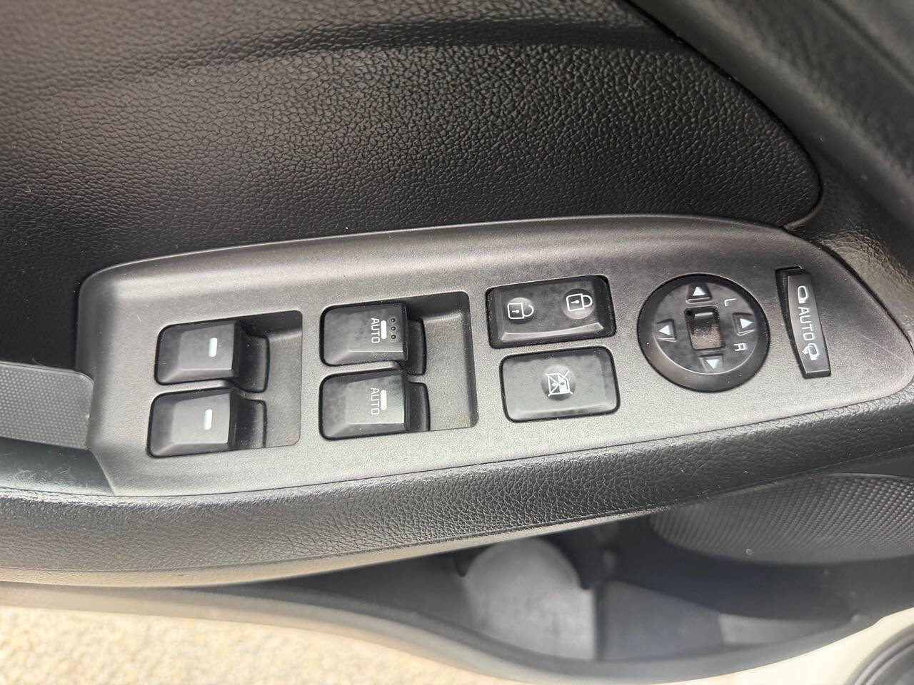 Used 2016 Kia Forte EX FWD image 18