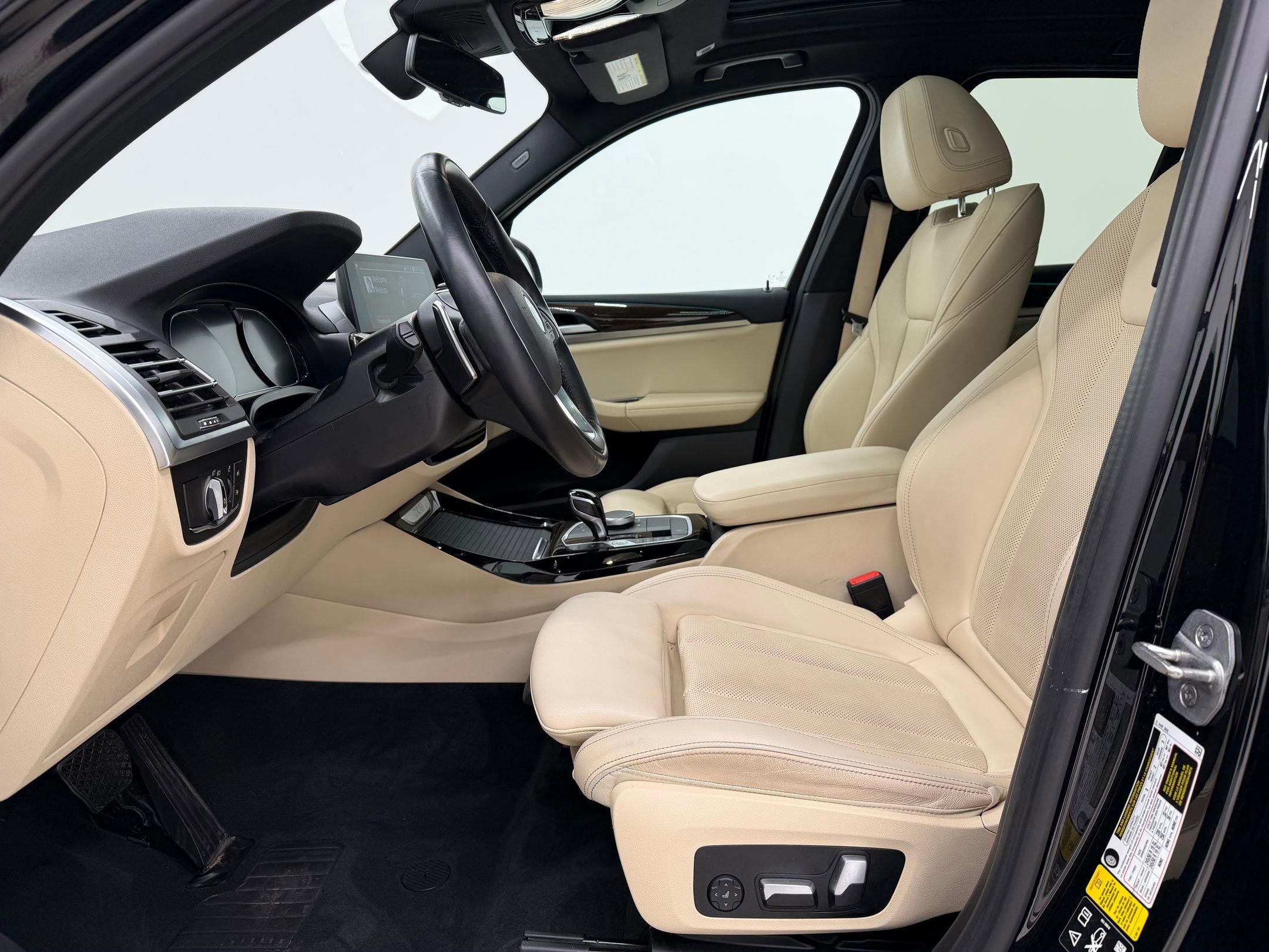 Used 2022 BMW X3 xDrive30i w/ Convenience Package image 5