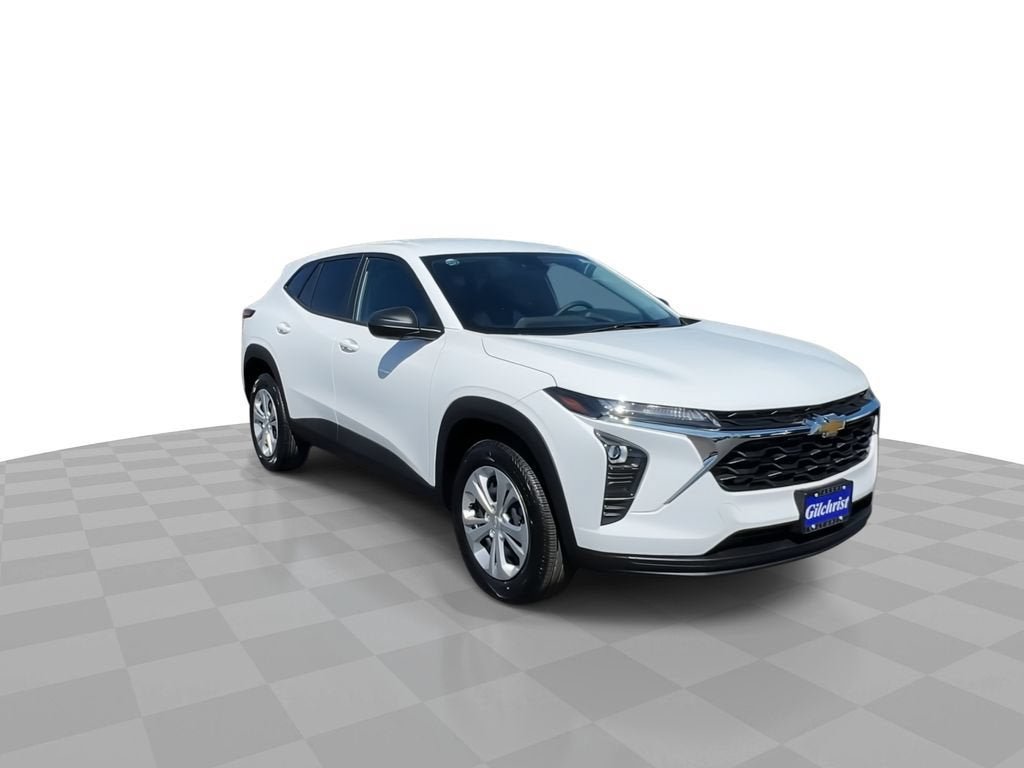 New 2026 Chevrolet Trax LS w/ Driver Confidence Package FWD image 2