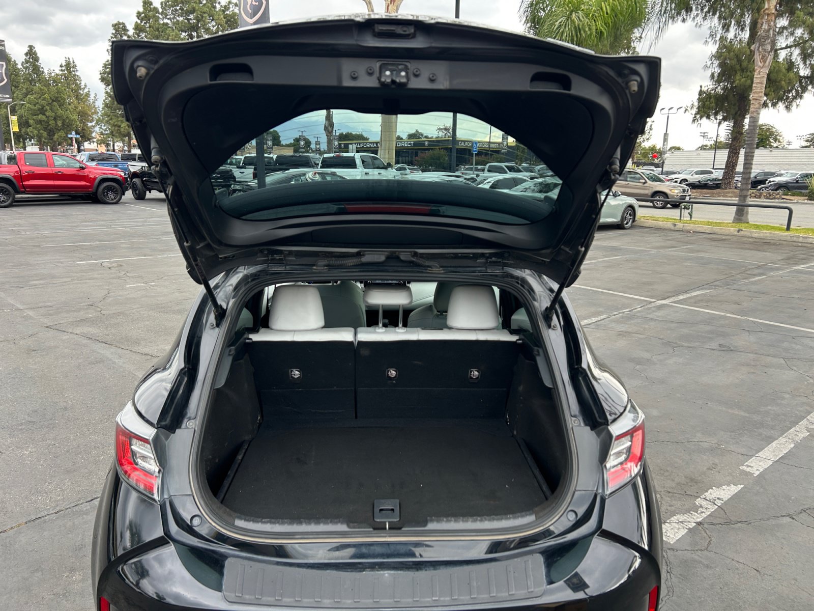 Used 2019 Toyota Corolla XSE w/ Carpet Mat Package FWD image 19
