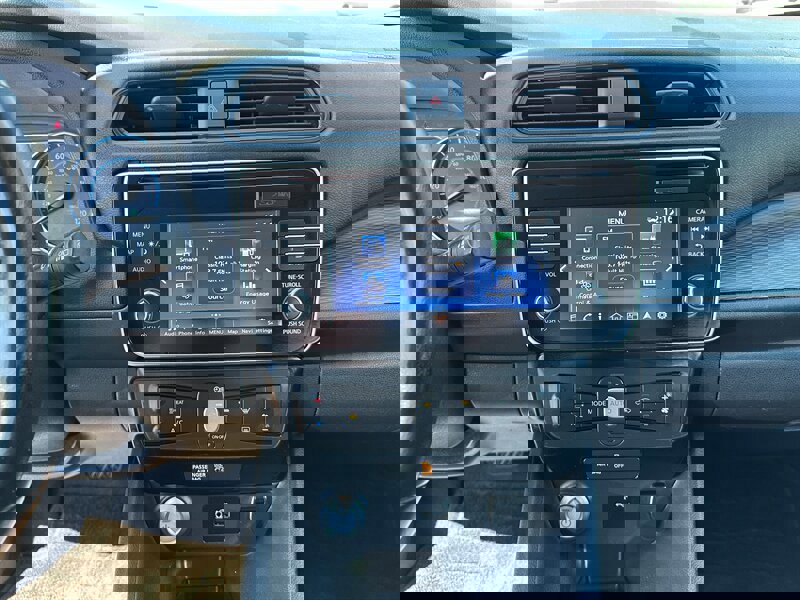 Used 2018 Nissan Leaf SV image 19