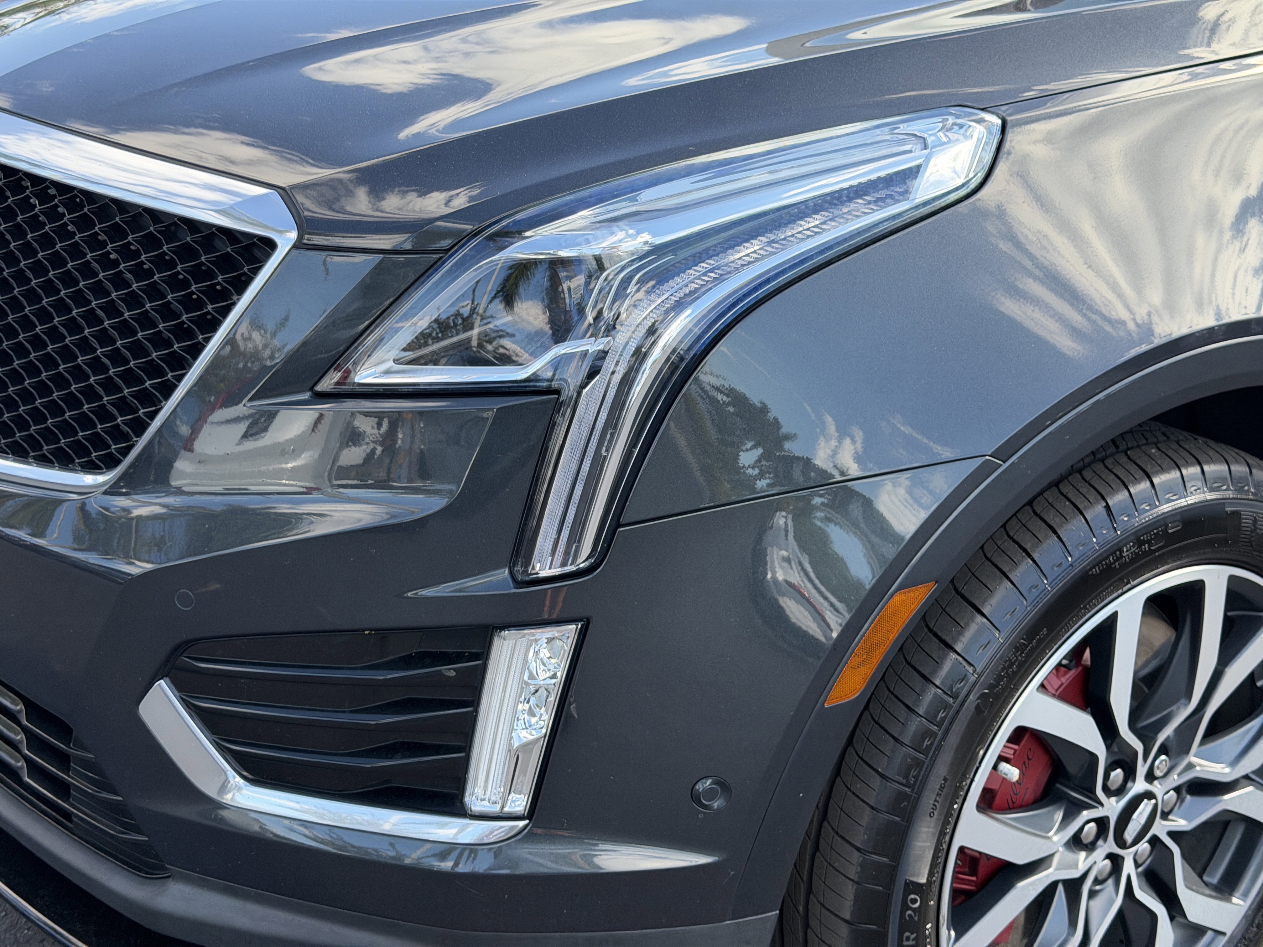 Certified 2022 Cadillac XT5 Sportv w/ Technology Package image 8