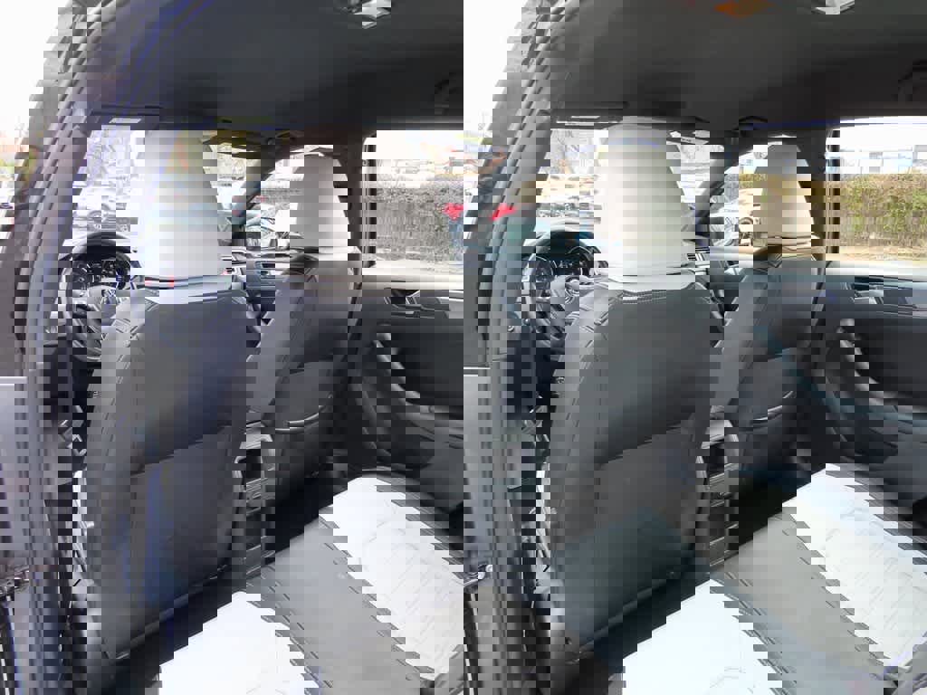 Used 2016 Volkswagen Jetta Sport w/ Lighting Package image 14