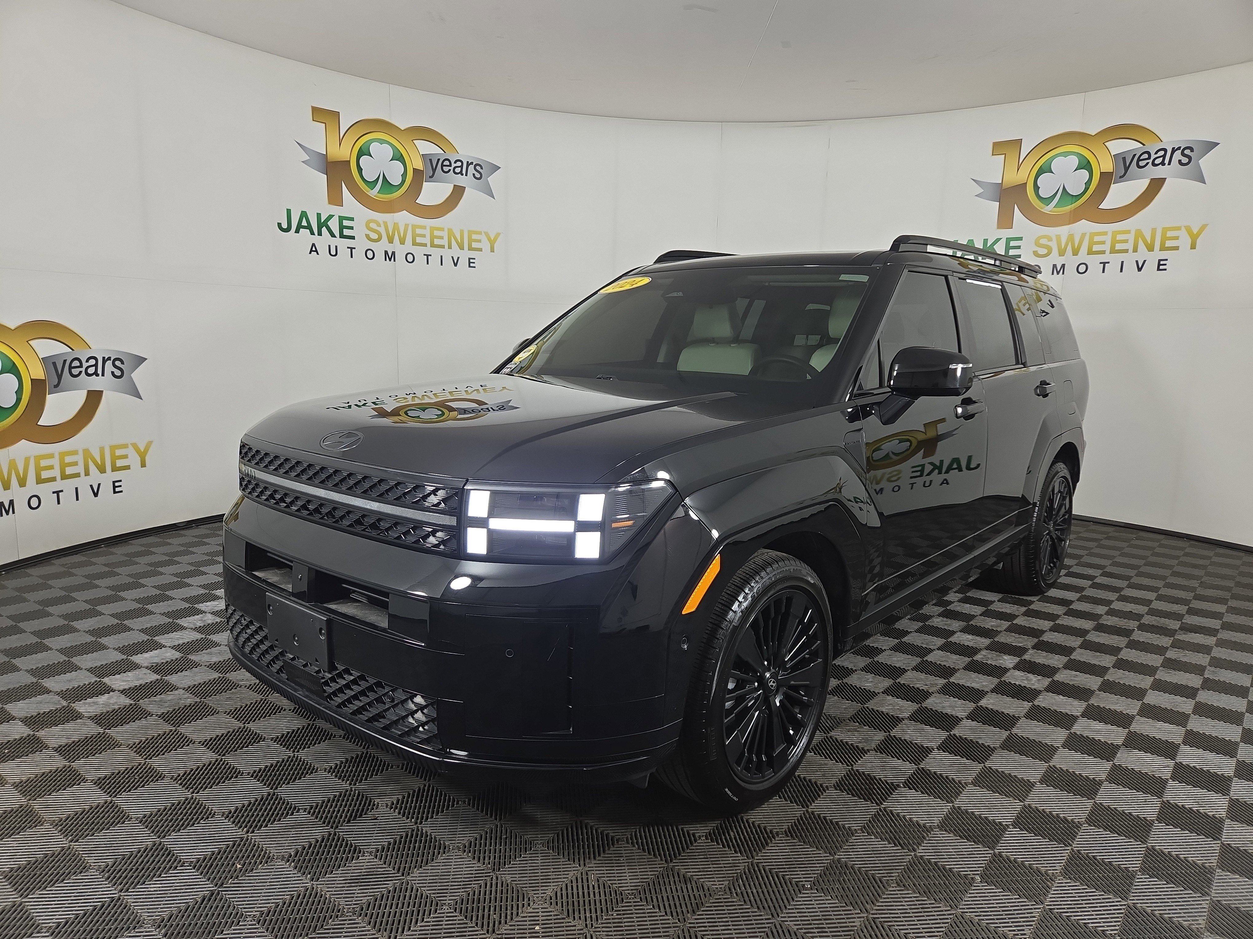 Used 2024 Hyundai Santa Fe Calligraphy image 3