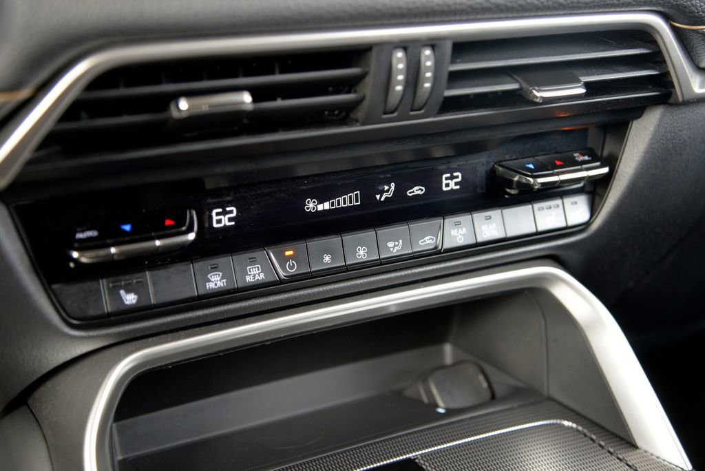 Certified 2024 MAZDA CX-90 3.3 Turbo w/ Premium Package image 24