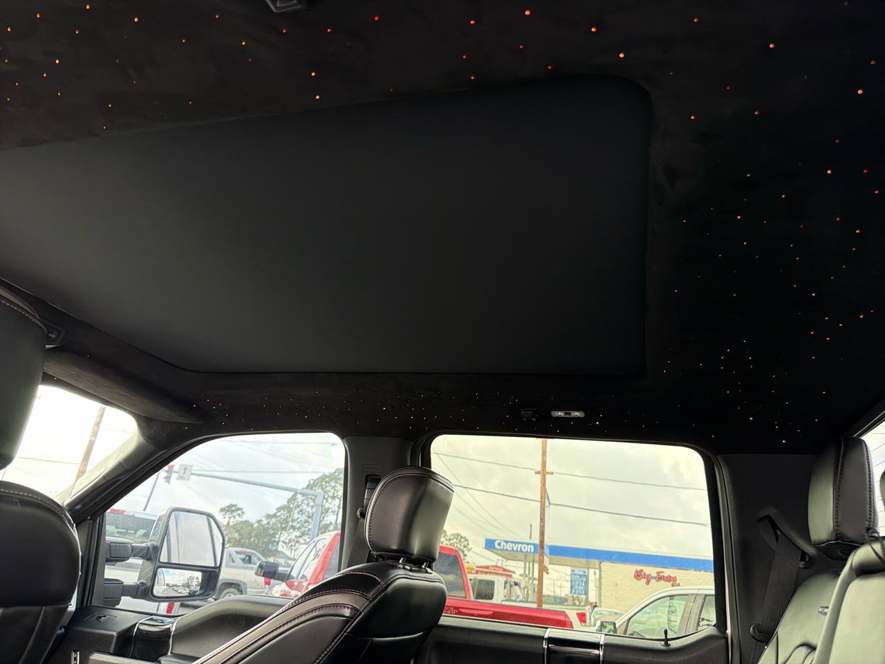 Used 2020 Ford F250 Platinum w/ FX4 Off-Road Package image 24