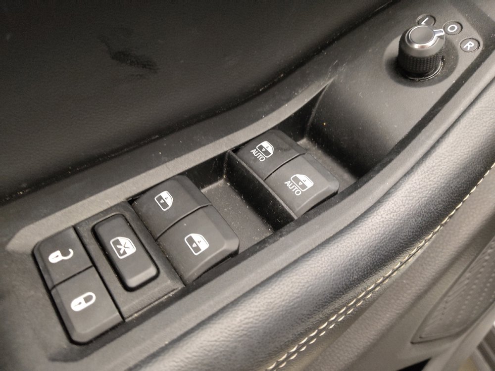 Used 2023 Jeep Grand Cherokee L Limited image 27