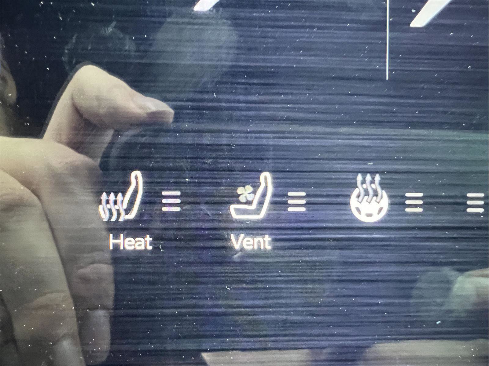 Used 2025 RAM 2500 Limited image 34