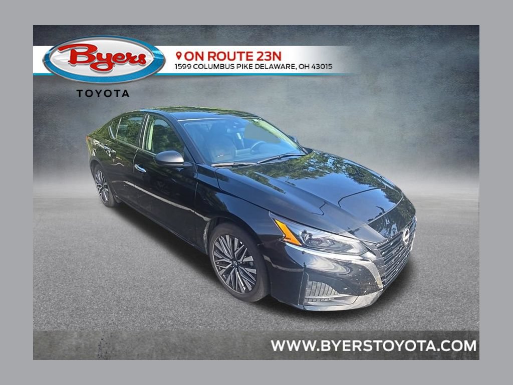 Used 2025 Nissan Altima 2.5 SV