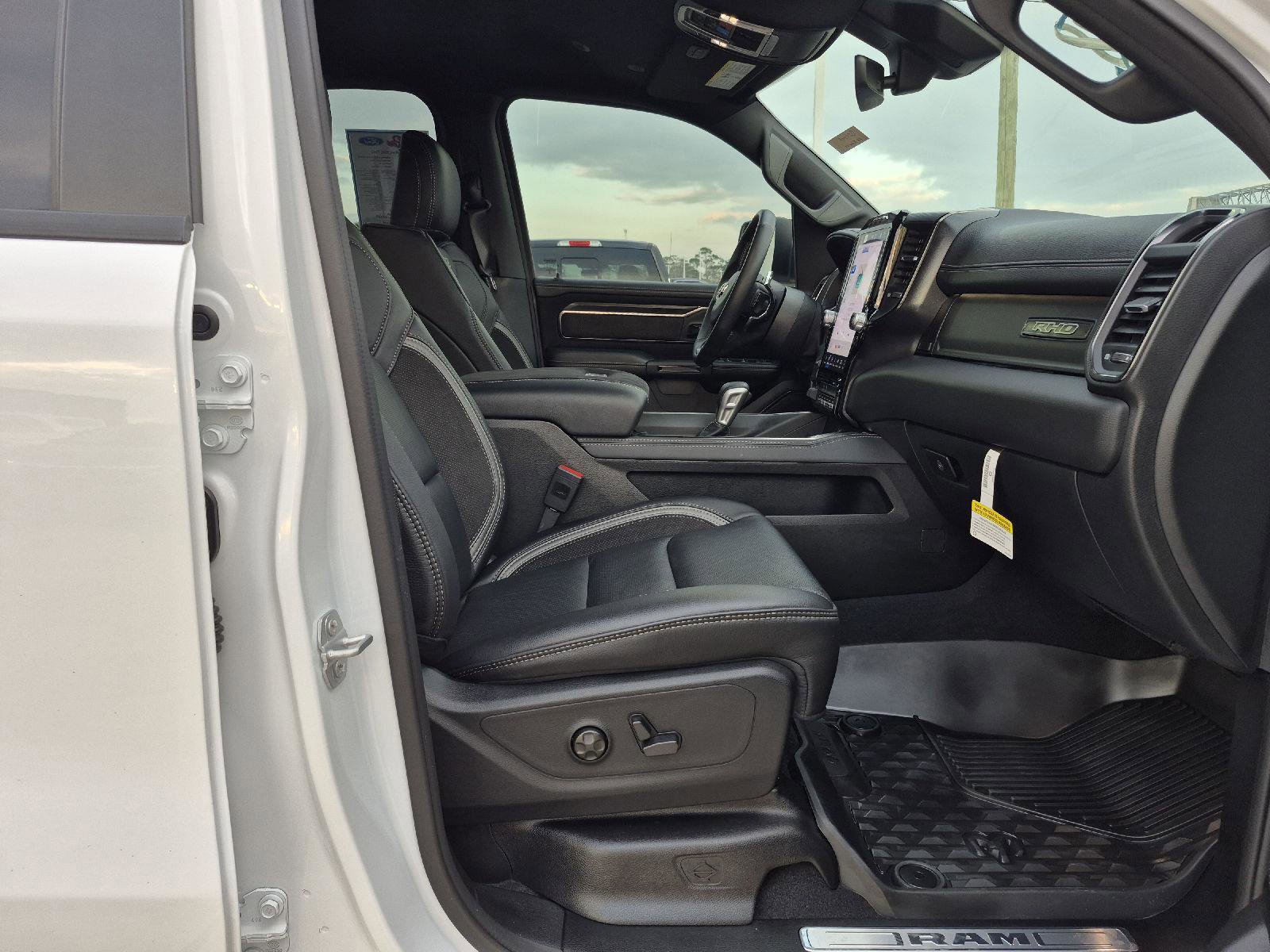 Used 2026 RAM 1500 RHO image 25