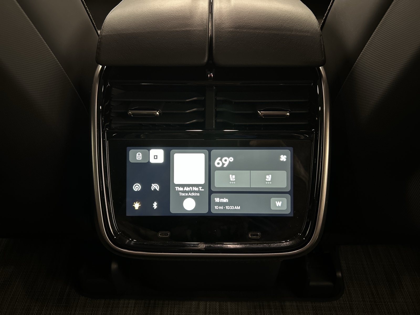 Used 2024 Rivian R1T Adventure AWD/4WD image 28