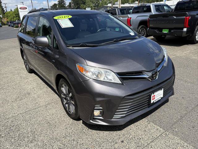 Certified 2019 Toyota Sienna XLE w/ XLE Navigation Package AWD/4WD image 8